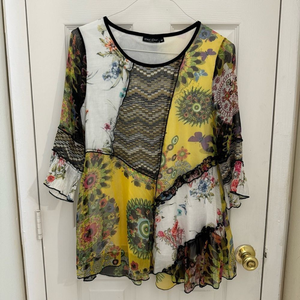 Dor Dor Couture Artsy Long Sleeve Top Sz Medium Fluttery Patterned Y2K Colorful